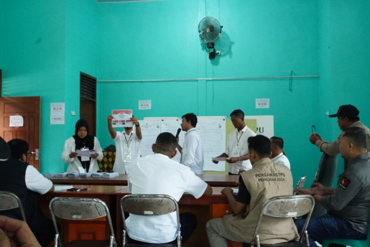 Doc. Pengawasan Penghitungan Suara di salah satu lokasi TPS PSU diTPS 03 Buantan Besar 