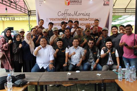 foto bersama coffee morning