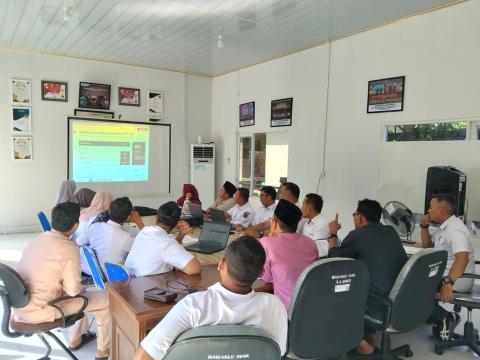 rapat BM 2