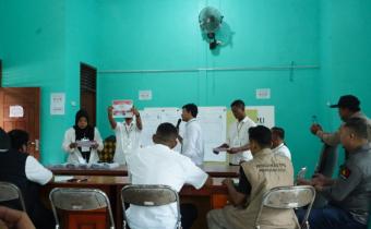 Doc. Pengawasan Penghitungan Suara di salah satu lokasi TPS PSU diTPS 03 Buantan Besar 